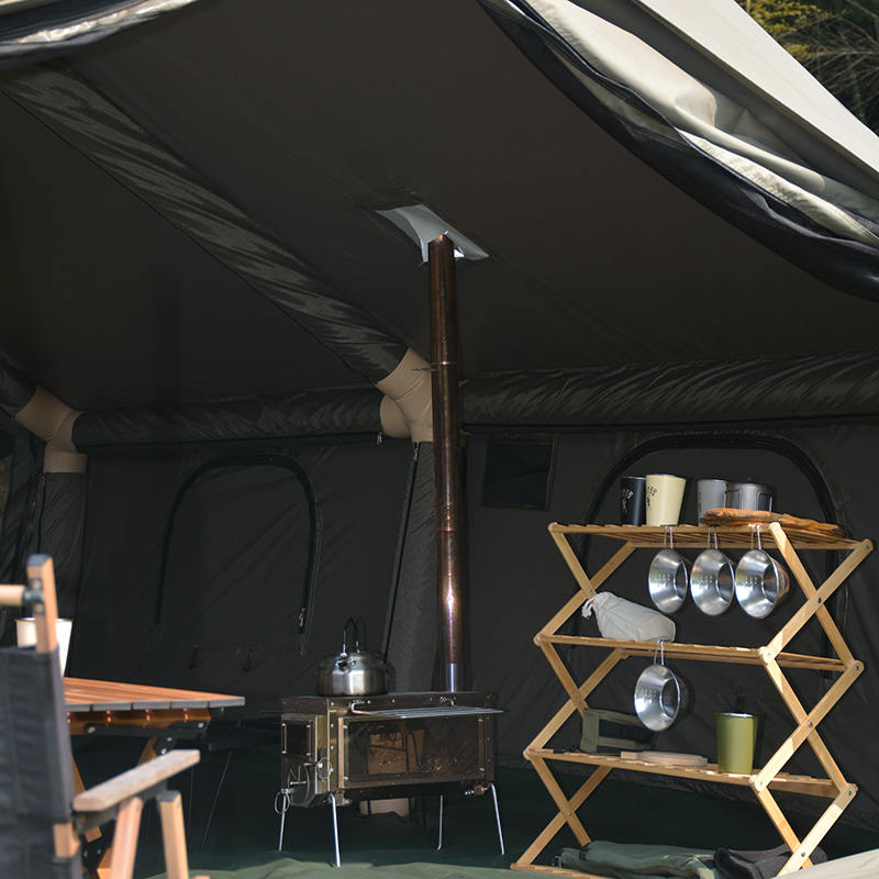Tente gonflable RBM 12 m² avec puits de lumière panoramique
