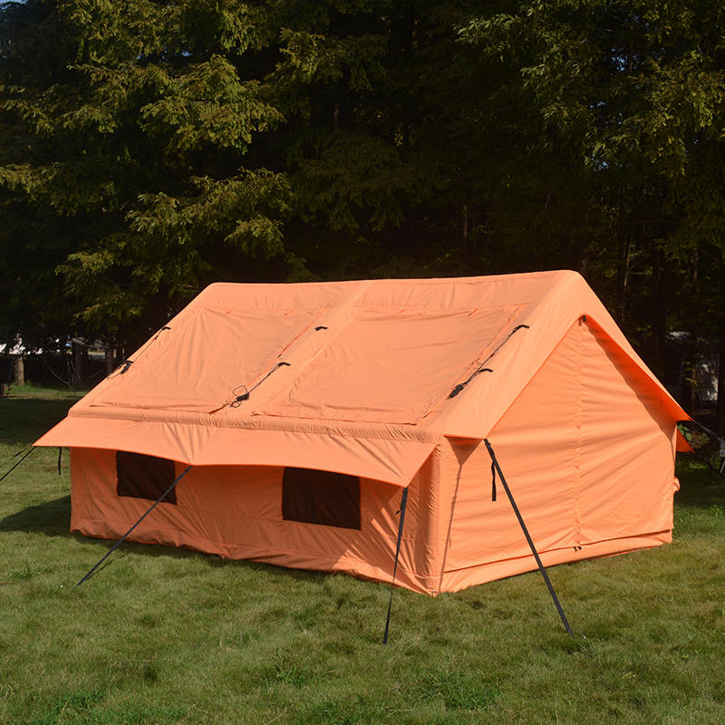 Tente gonflable RBM 12 m² avec puits de lumière panoramique
